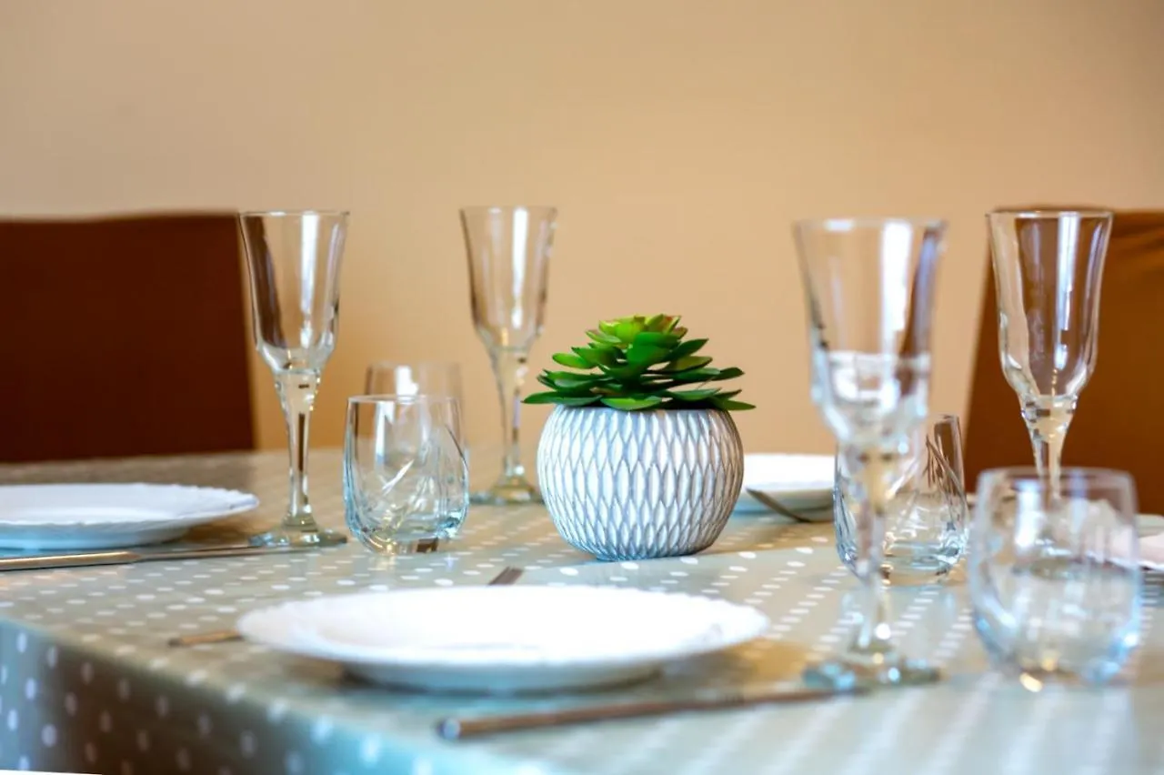 Apartment In Lopar With Balcony, Air Conditioning, Wifi, Washing Machine